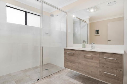 Crooked Lane Apartment - Accommodation ACT 3