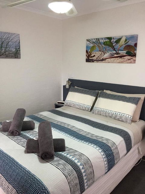 Crown Apartments - Accommodation ACT 3