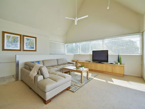 Crows Nest - Accommodation ACT 1