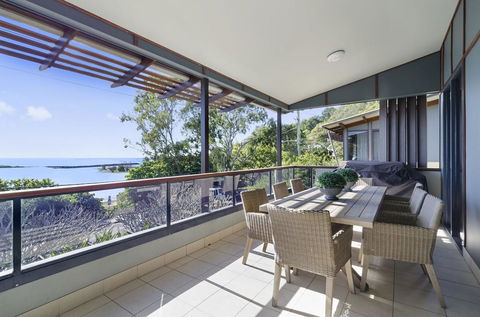 Currumbin Beachside Holiday Home - Accommodation ACT 0