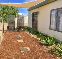 Cute Private Studio Flat with AIRCON - Accommodation ACT