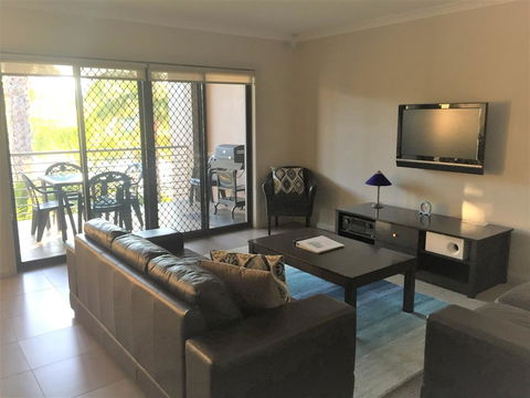 Cypress Waterview Spa Apartment - 37B - Accommodation ACT 3