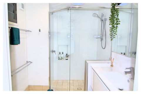 De Zen - Aussie World Holiday Group Venue - Accommodation ACT 1