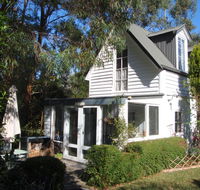Devon Cottage - Accommodation ACT