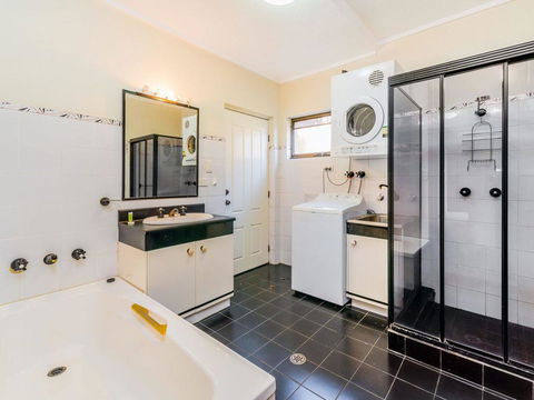 Doncaster - Yamba Main Beach And Sea Pool - Accommodation ACT 1