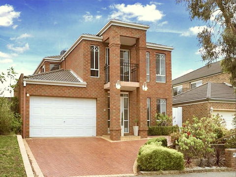 Elegant Glen House 4B5B ParkFront - Accommodation ACT 0