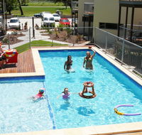 Emu's Beach Resort - Accommodation ACT