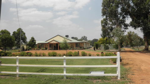Enderslie House Bed & Breakfast - Accommodation ACT 1