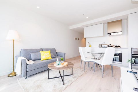 EQ Tower Luxury 1 Bedroom Central Melbourne - Accommodation ACT 1