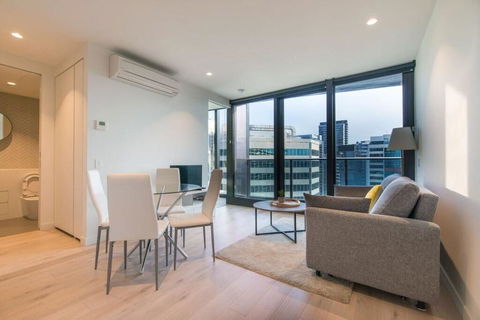 EQ Tower Luxury 1 Bedroom Central Melbourne - Accommodation ACT 0