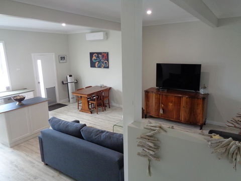 Erwins Lagoon Retreat - Accommodation ACT 0