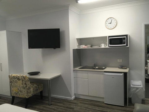 Escape On Lake - Accommodation ACT 1