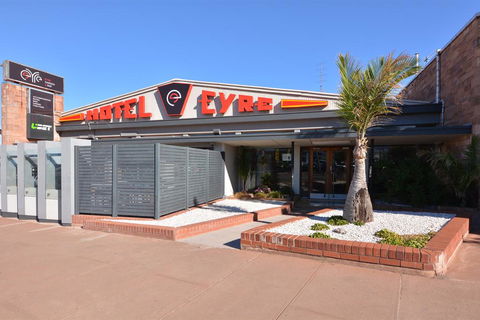 Eyre Hotel - Accommodation ACT 2