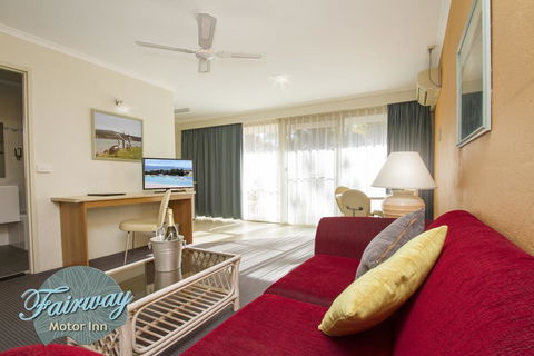 Fairway Motor Inn - Accommodation ACT 2