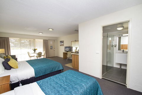 Fairway Motor Inn - Accommodation ACT 1