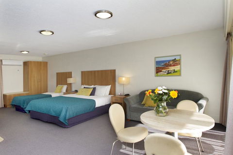 Fairway Motor Inn - Accommodation ACT 3