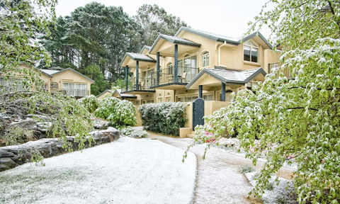 Falls Mountain Retreat Blue Mountains - Accommodation ACT 0