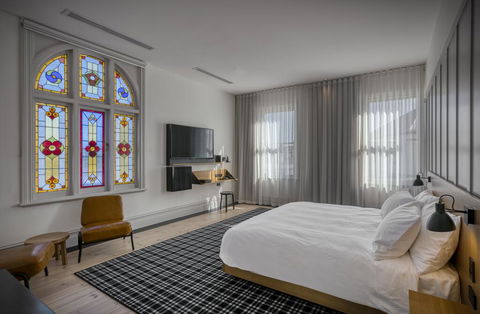 Farmers Home Hotel - Accommodation ACT 3