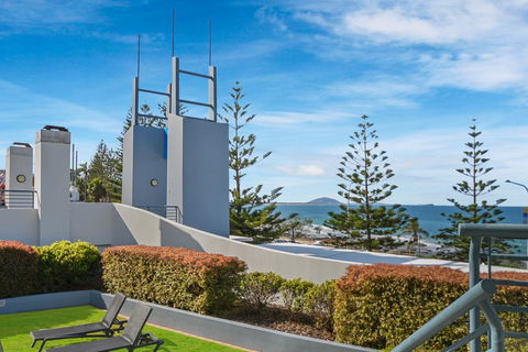 FAVOURITE GET-AWAY ON THE BEACHFRONT - Accommodation ACT 3