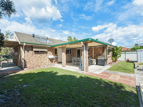 Fingal Waves @ Fingal Bay NSW - Accommodation ACT 0