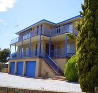 Flat 2 - 3 Bay Lane - Accommodation ACT