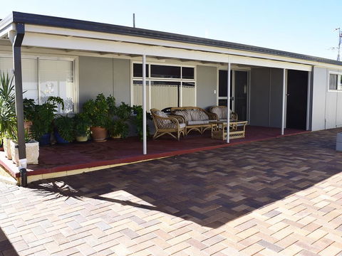 Fossickers Cottages - Accommodation ACT 2