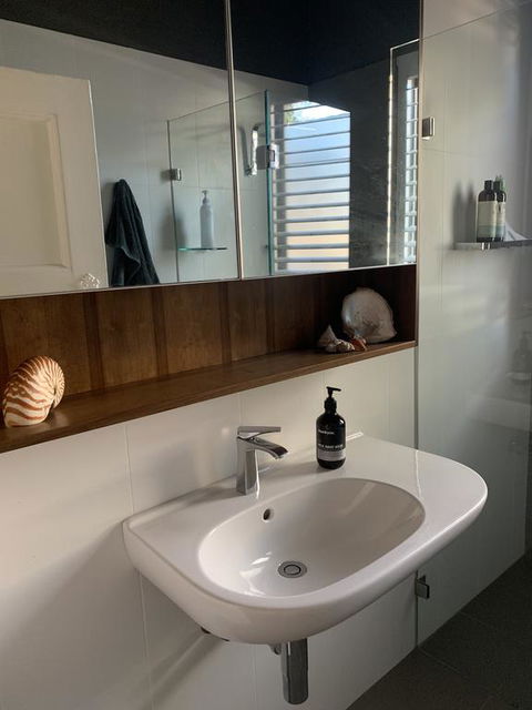 Frangipani House Cooks Hill - Accommodation ACT 2