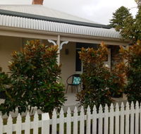 FUNKY COTTAGE - Accommodation ACT