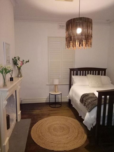 FUNKY COTTAGE - Accommodation ACT 2