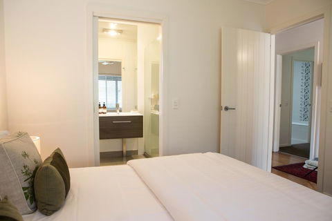 Furmston House & Studio - Accommodation ACT 0