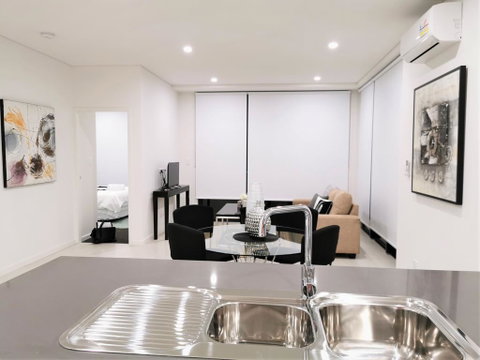 G02 Courtyard Apartment - Accommodation ACT 3