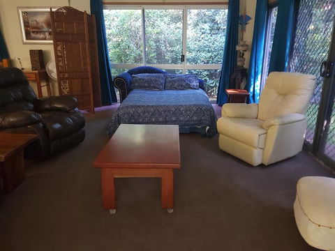 Garden Studio - Accommodation ACT 1
