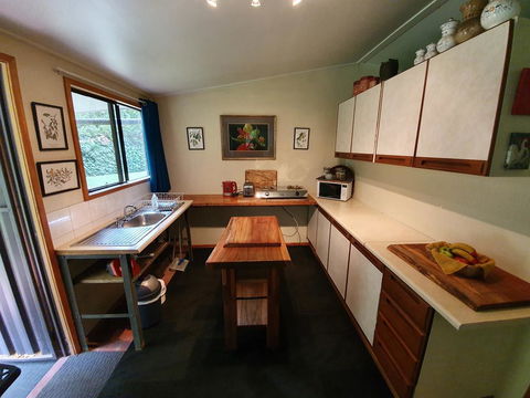 Garden Studio - Accommodation ACT 2