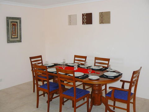 Geraldton Luxury Vacation Home - Accommodation ACT 3