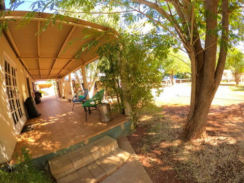 Giralia Homestay - Accommodation ACT 3