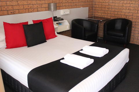 Golden Harvest Motor Inn Moree - Accommodation ACT 1