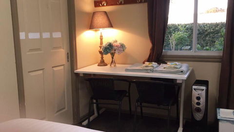 Golden Village - Accommodation ACT 2