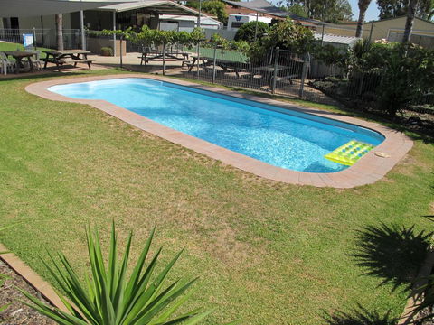 Golfers Lodge Motel - Accommodation ACT 2