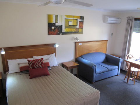 Golfers Lodge Motel - Accommodation ACT 0
