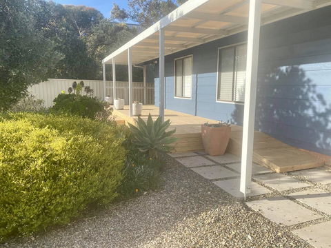 Goolwa Blue Escape - WiFi - Pet-Friendly - Accommodation ACT 1