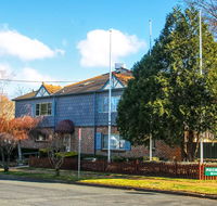 Grand Country Lodge - Accommodation ACT