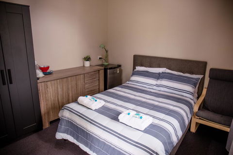 Grand Hotel Mount Morgan - Accommodation ACT 2