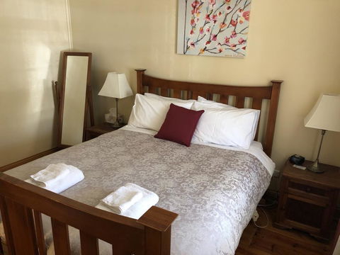Greenock's Old Telegraph Station - Accommodation ACT 1