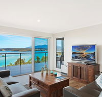 Hillcrest Views of Wagonga - Accommodation ACT