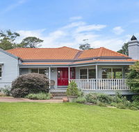 Hillview Cottage - classic country comfort and charm - Accommodation ACT