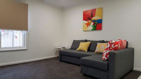 Homely Getaways - Eighth Street Mildura - Accommodation ACT 3