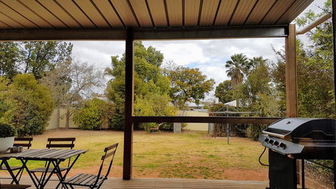 Homely Getaways - Eighth Street Mildura - Accommodation ACT 1