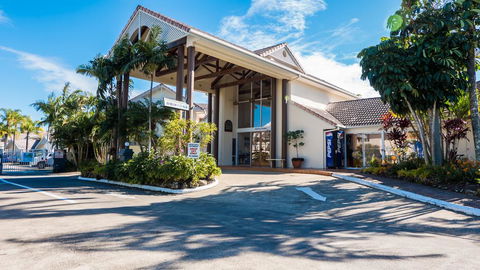 Isle Of Palms Resort - Accommodation ACT 2