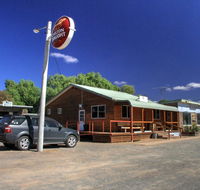 Ivanhoe Hotel Motel - Accommodation ACT