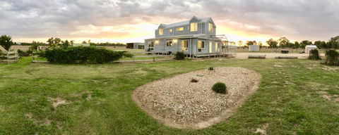Jackaleah Farm Stay - Accommodation ACT 0